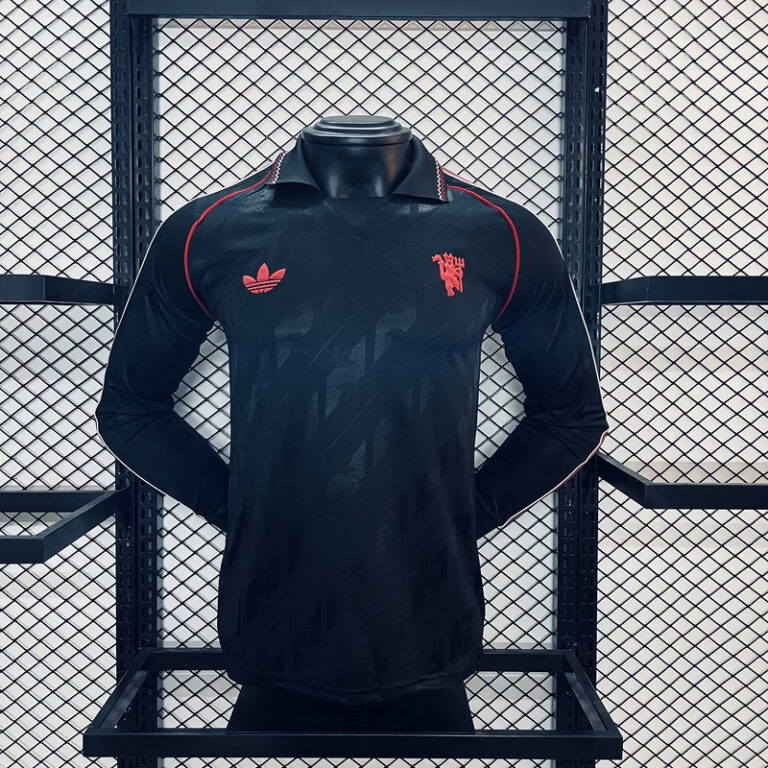 Mens Manchester United 2024/25 Black Model Retro Style Long Sleeve Jersey Player Version