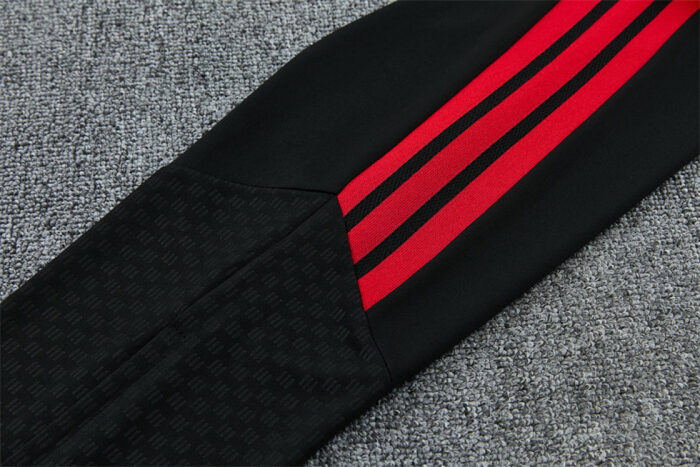 Mens Manchester United 2026/27 Black Collar Edition Half-zip Red Tracksuit