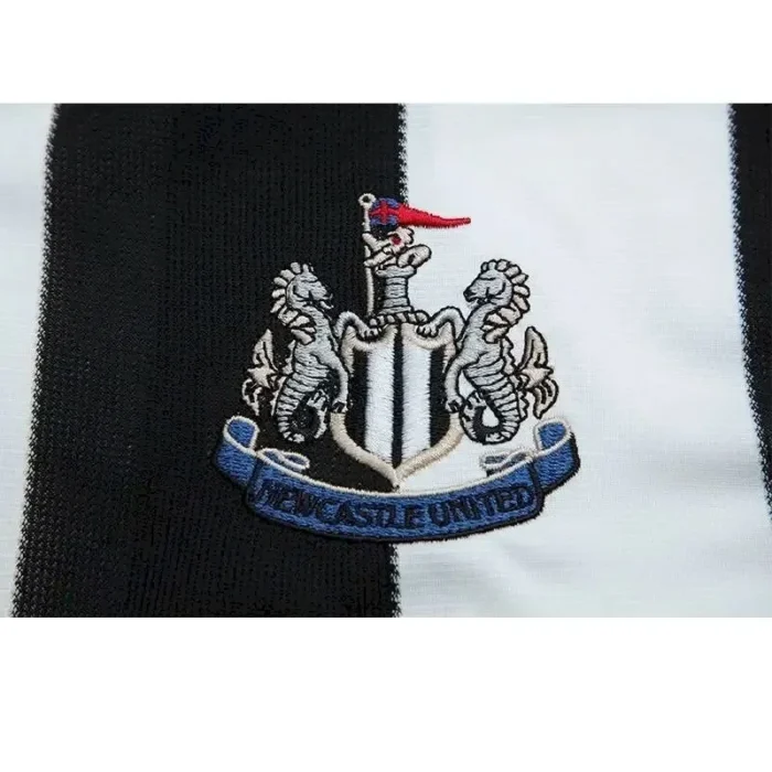 Newcastle United 1995/97 Home Retro Jersey