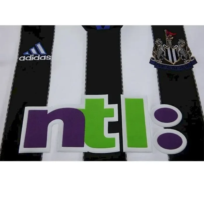 Newcastle United 2000/01 Home Retro Jersey