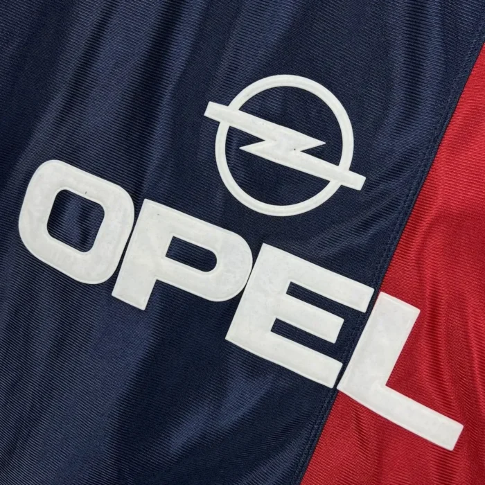 Paris Saint-Germain 2001/2002 Home Retro Jersey