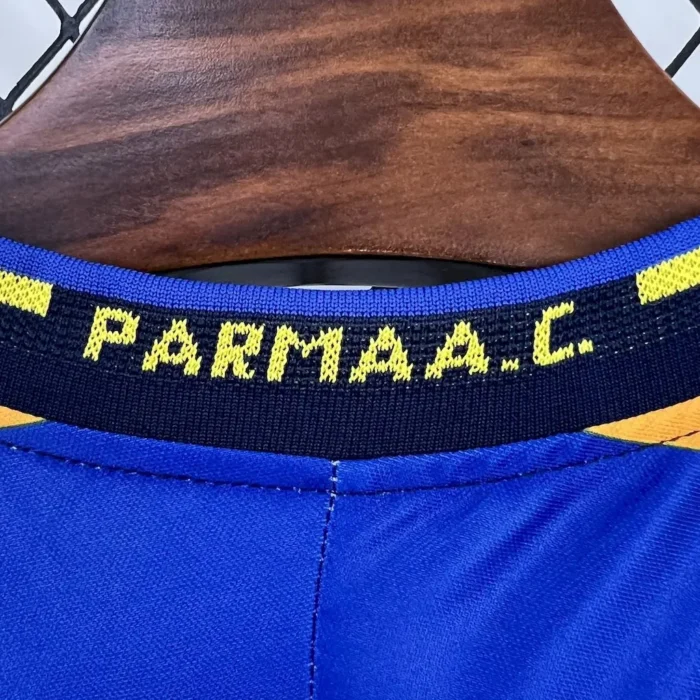 Parma Calcio 2001/02 Home Retro Jersey