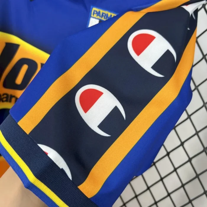 Parma Calcio 2001/02 Home Retro Jersey
