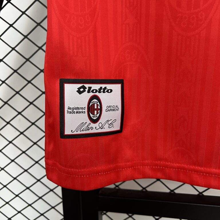 Retro AC Milan 1997/98 Special Edition Red Jersey