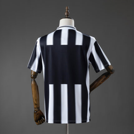 Retro Besiktas 1996/97 Away Jersey