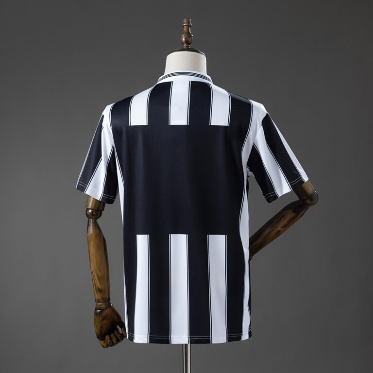 Retro Besiktas 1996/97 Away Jersey