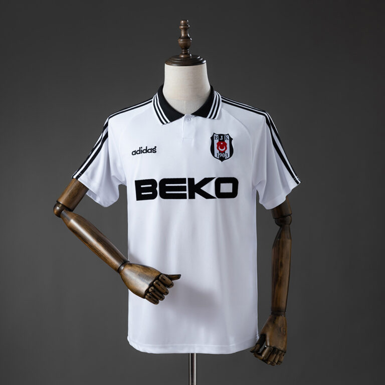 Retro Besiktas 1996/97 Home Jersey