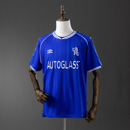 Retro Chelsea 1999/01 Home Jersey