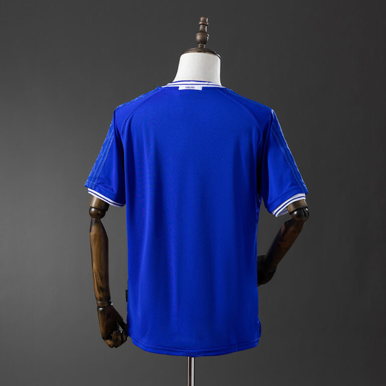 Retro Chelsea 1999/01 Home Jersey