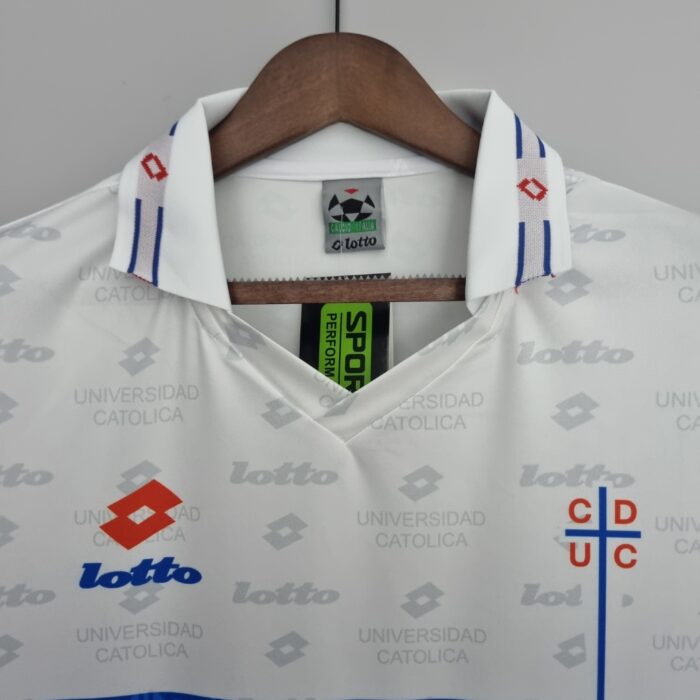 Retro Club Deportivo Universidad Catolica 1996/97 Third Jersey