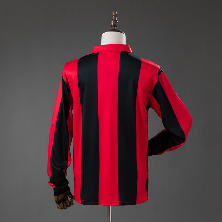 Retro Eintracht Frankfurt 1983/84 Home Long Sleeve Jersey