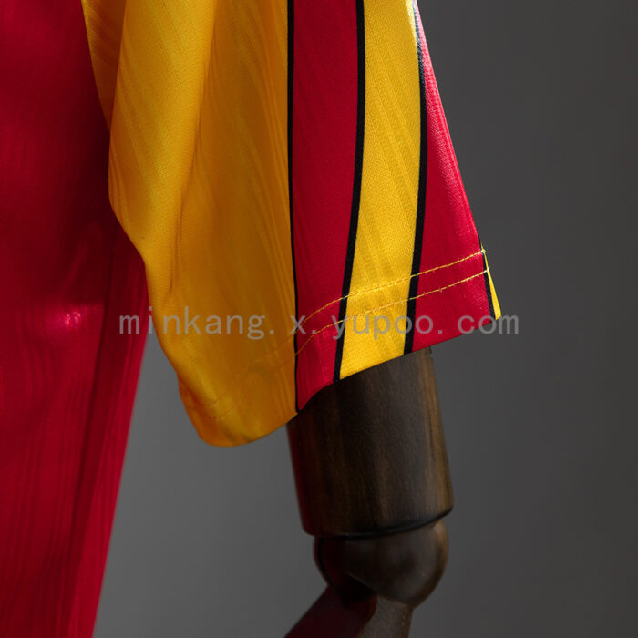 Retro Galatasaray 1997/98 Home Jersey