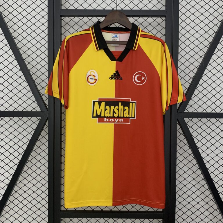 Retro Galatasaray 1998/99 Home Jersey