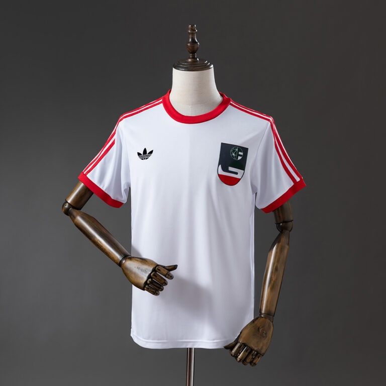 Retro Ireland 1978 Home Jersey