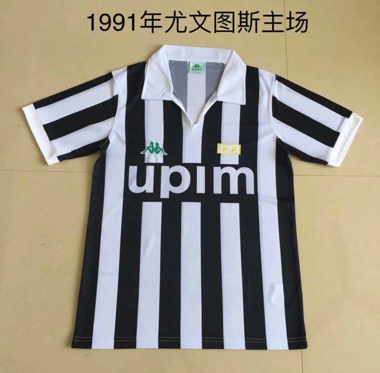 Retro Juventus 1991/92 Home Jersey