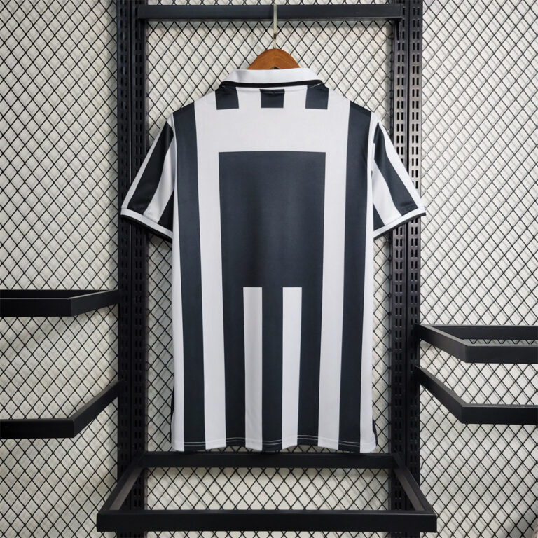 Retro Juventus 1995/97 Home Jersey
