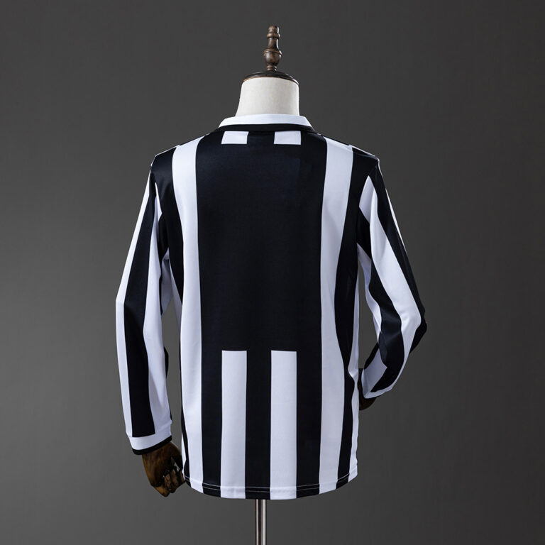 Retro Juventus 1995/97 Home Long Sleeve Jersey
