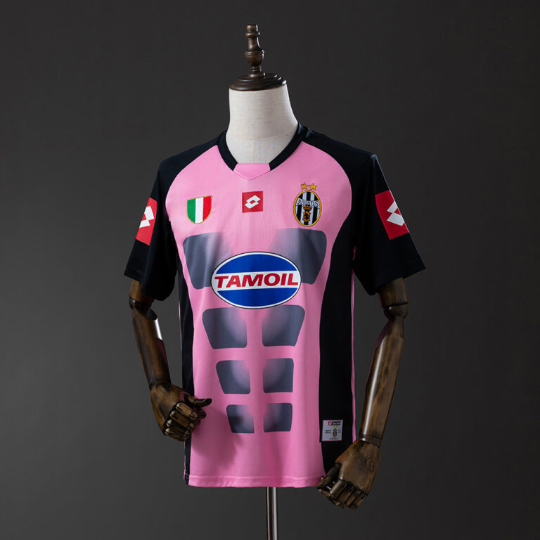 Retro Juventus 2002/03 Away Jersey