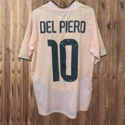 Retro Juventus 2003/04 Away Jersey
