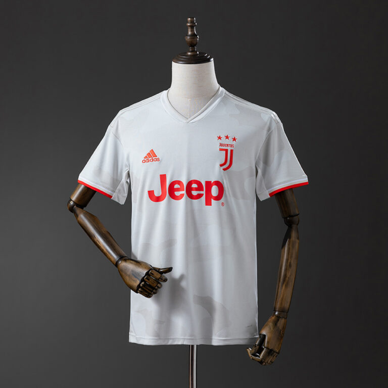 Retro Juventus 2019/20 Away Jersey