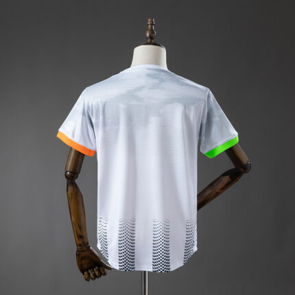 Retro Juventus 2019/20 Fourth Jersey