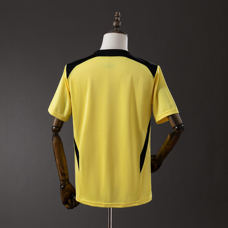 Retro Liverpool 2004/05 Away Jersey