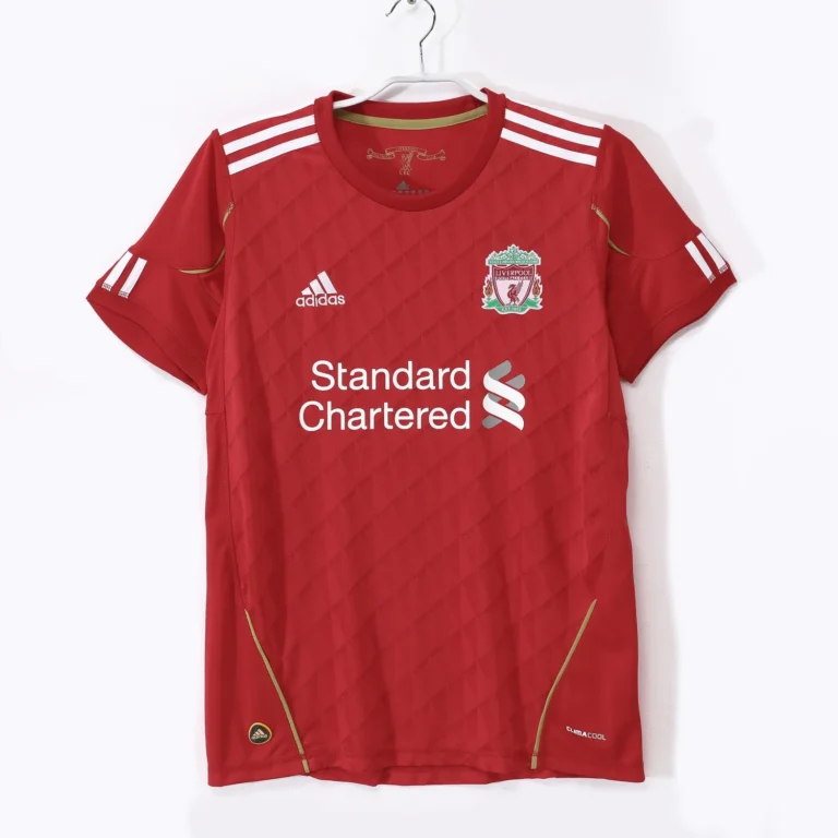 Retro Liverpool 2010/11 Home Jersey