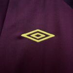 Retro Manchester City 2012/13 Away Jersey
