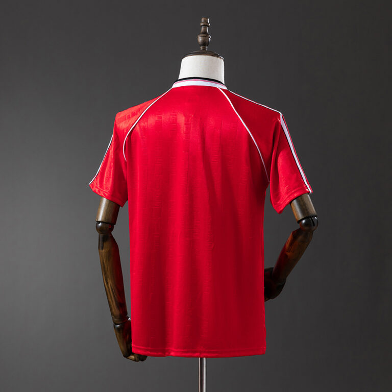 Retro Manchester United 1984/85 Home Jersey