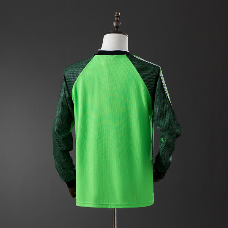 Retro Manchester United 1998/99 Goalkeeper Green Long Sleeve Jersey