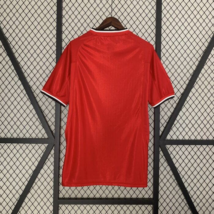 Retro Manchester United 2000/02 Home Jersey
