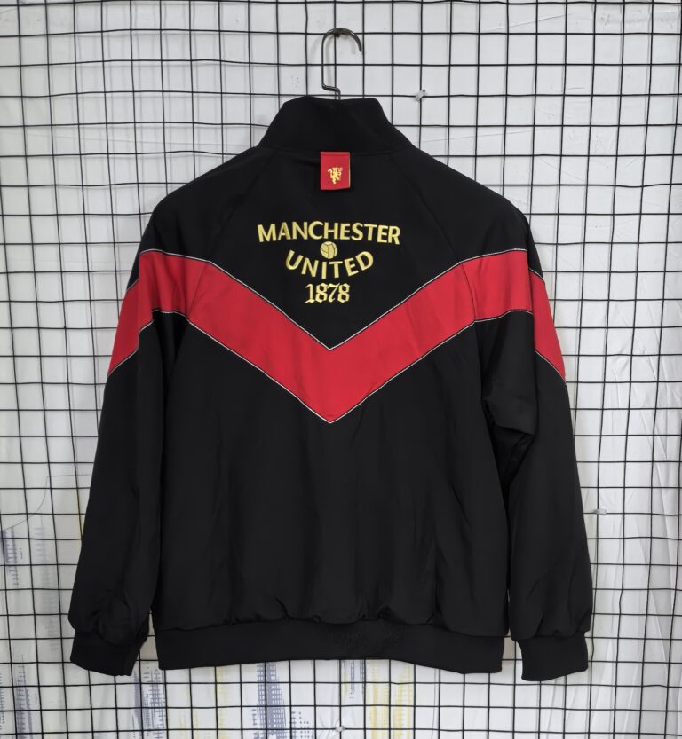 Retro Manchester United 2006/07 Windbreaker Black Jacket
