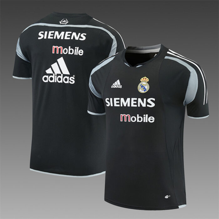 Retro Real Madrid 2004/05 Black Training Jersey