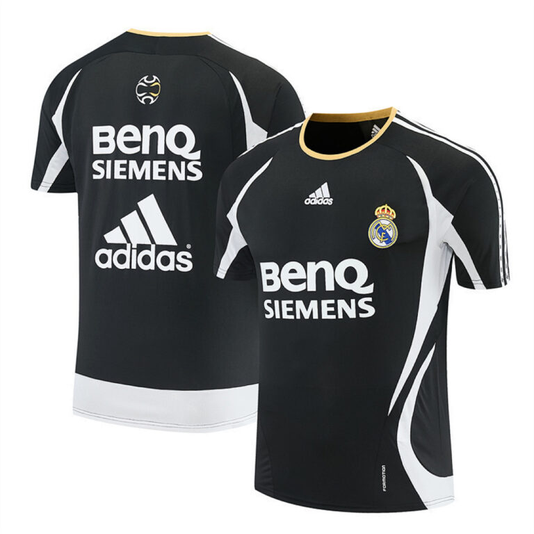 Retro Real Madrid 2006/07 Black Training Jersey