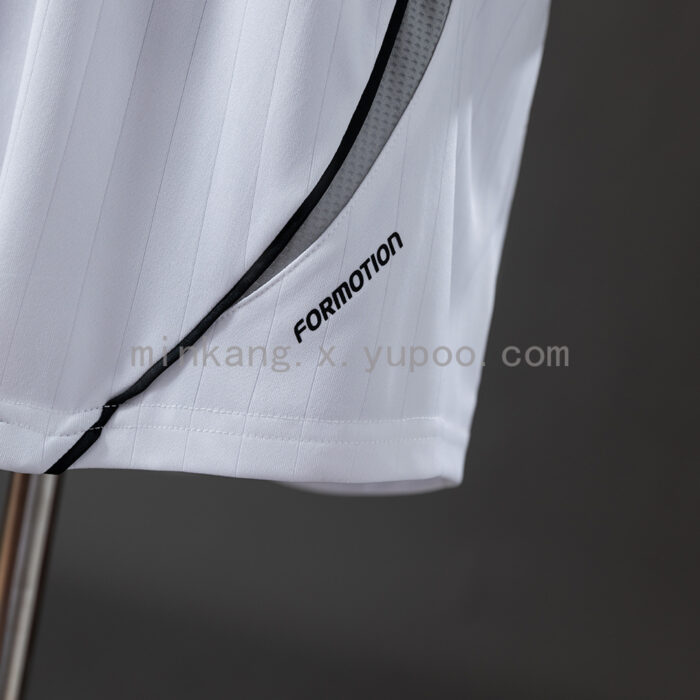 Retro Real Madrid 2006/07 Home Jersey Player Version