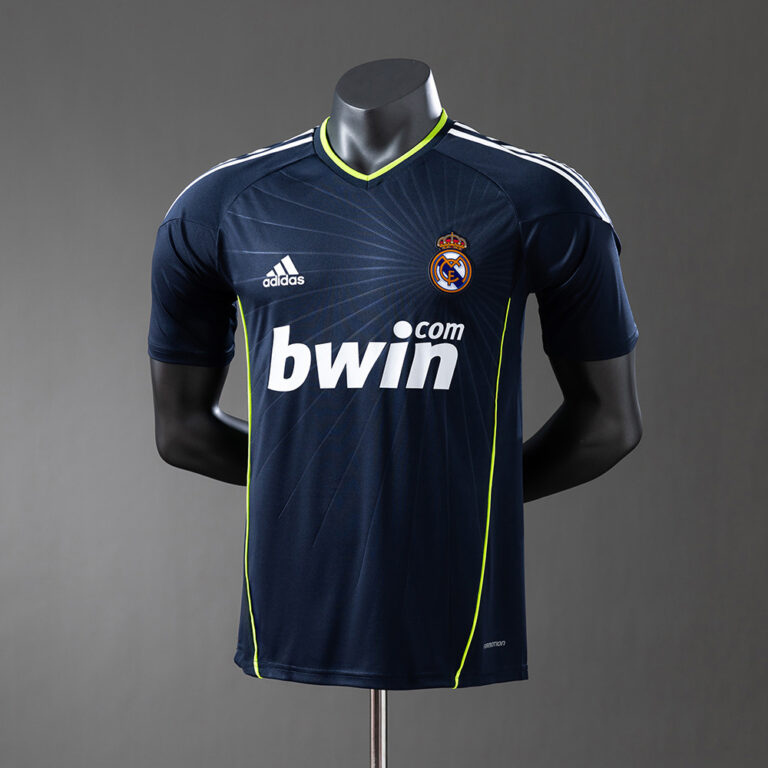Retro Real Madrid 2010/11 Away Jersey Player Version