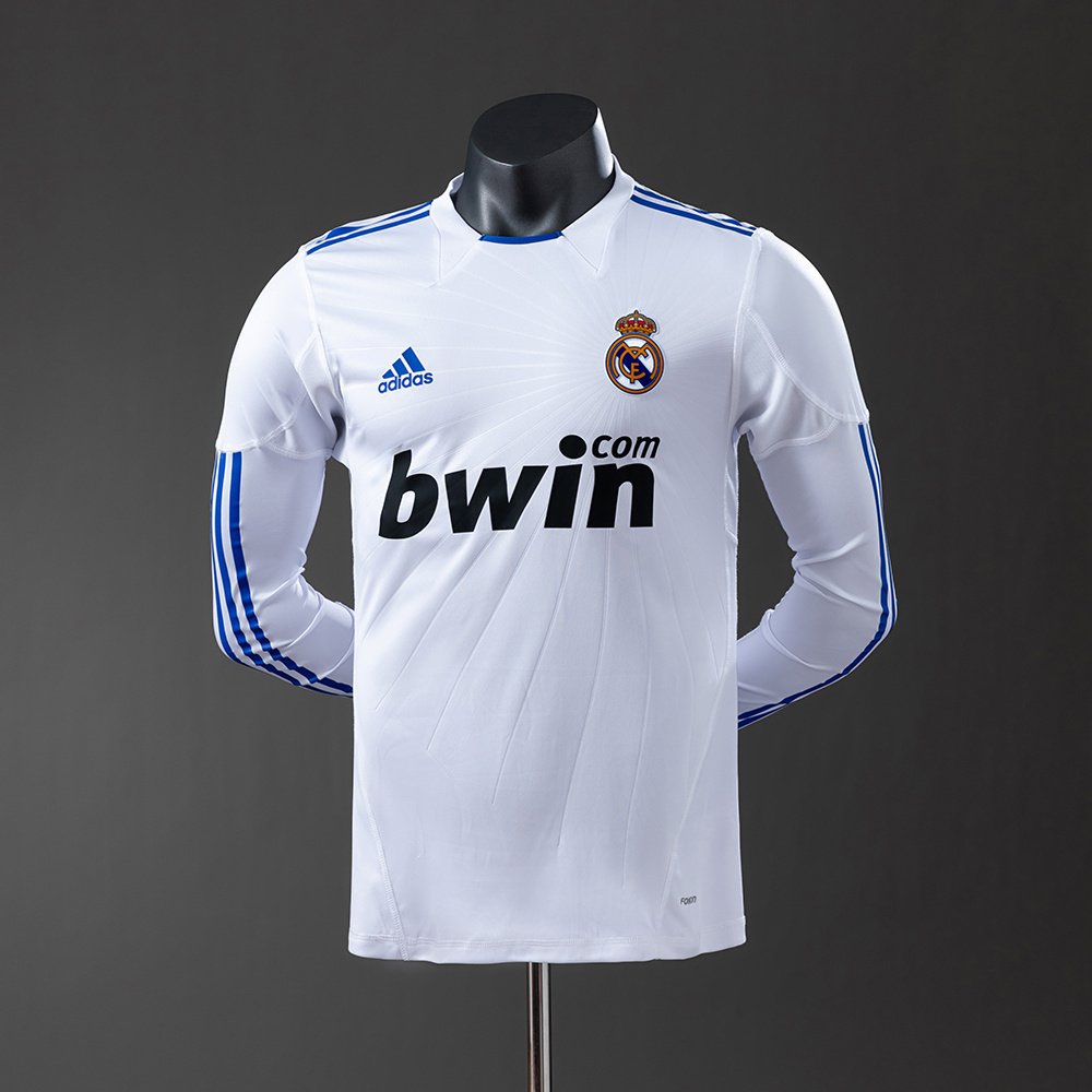 Retro Real Madrid 2010/11 Home Long Sleeve Jersey Player Version Retro Real Madrid 2010/11 Home Long Sleeve Jersey Player Version