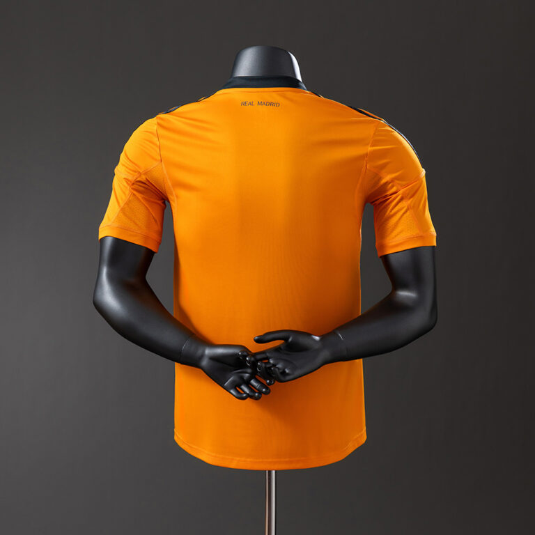 Retro Real Madrid 2013/14 Third Jersey Player Version