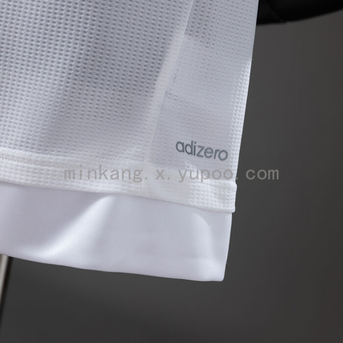 Retro Real Madrid 2015/16 Home Jersey Player Version