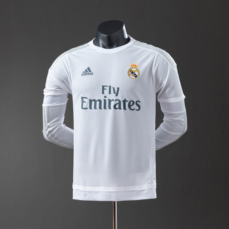 Retro Real Madrid 2015/16 Home Long Sleeve Jersey Player Version