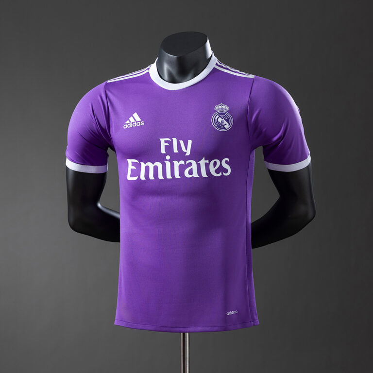 Retro Real Madrid 2016/17 Away Jersey Player Version
