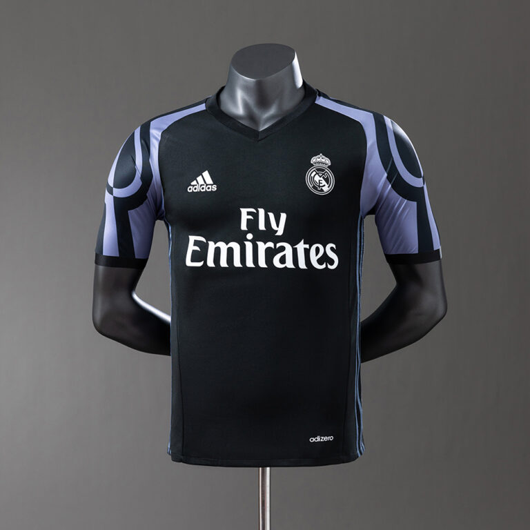 Retro Real Madrid 2016/17 Third Jersey Player Version