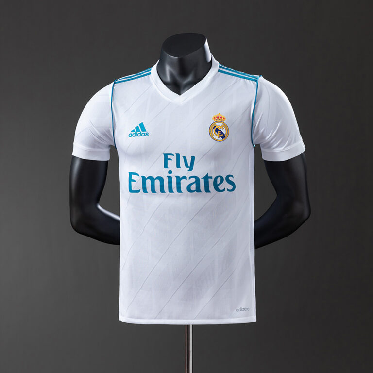 Retro Real Madrid 2017/18 Home Jersey Player Version