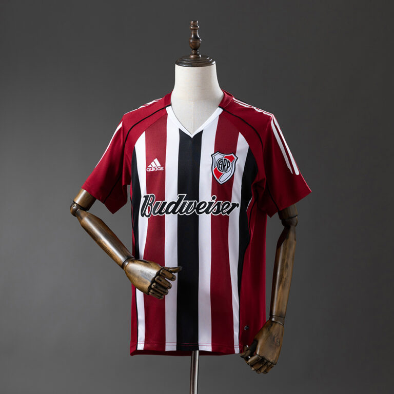 Retro River Plate 2005/06 Away Jersey