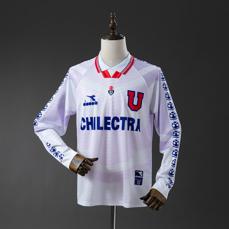 Retro Universidad de Chile 1996/97 Away Long Sleeve Jersey