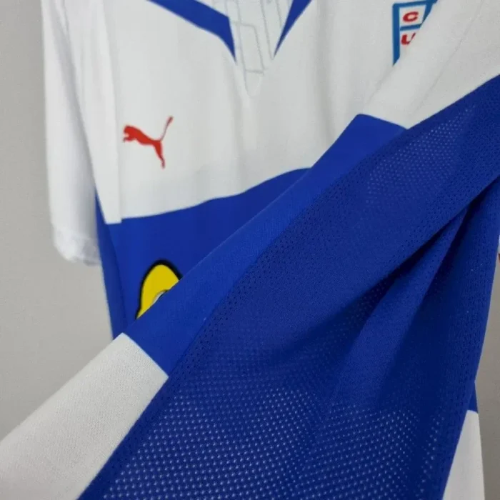Universidad Catolica 2009 Home Retro Jersey