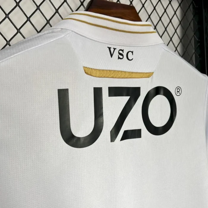 Vitoria de Guimaraes 2024/25 Home Jersey